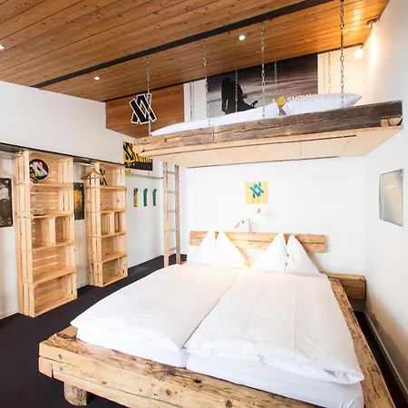 Hotel Arena 3*