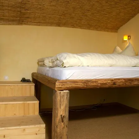 Hotel Arena 3*