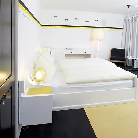 Hotel Arena 3*