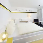 竞技场旅舍 弗利姆斯