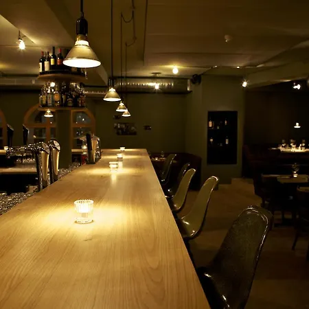 竞技场旅舍 酒店 3*